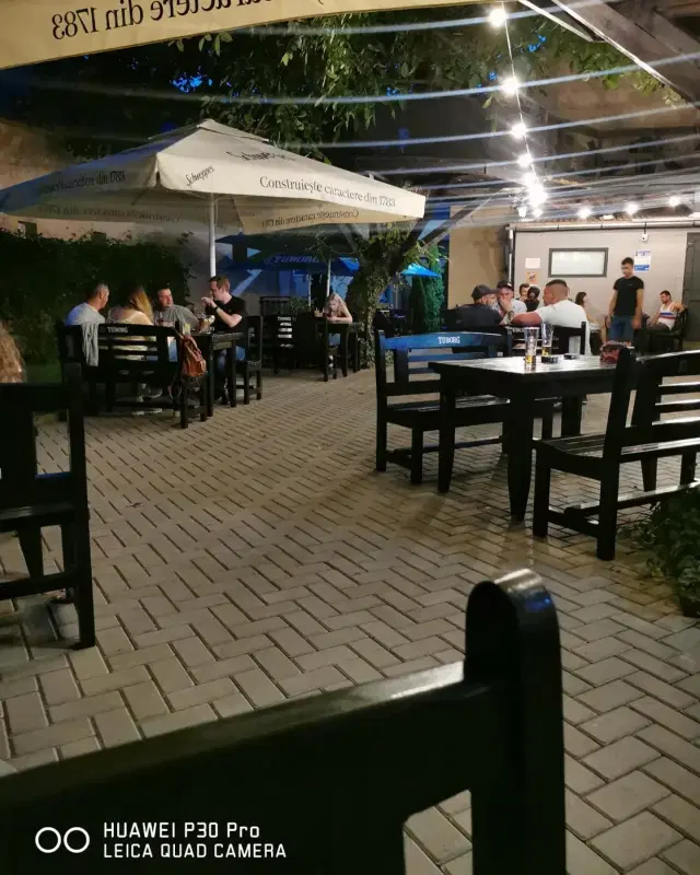 Hayak Bistro