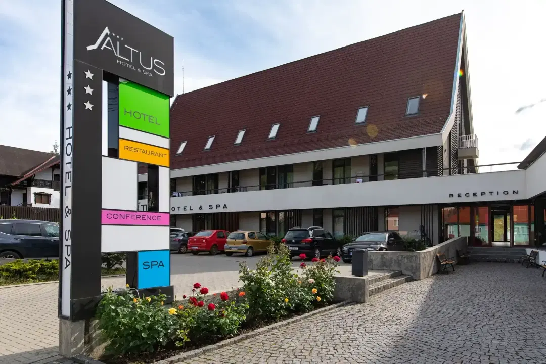 Hotel Altus - 1