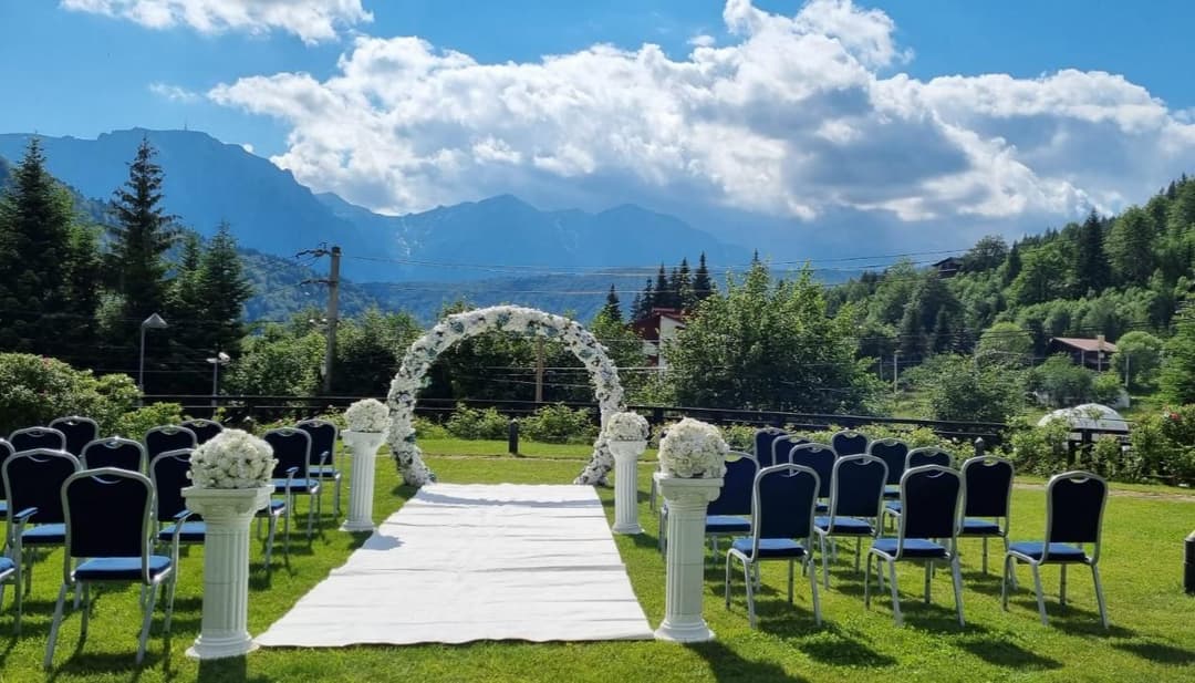 Lux Garden Hotel - 2