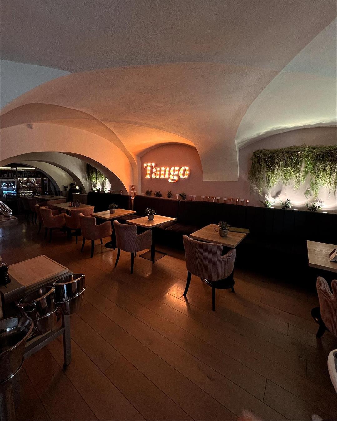 Restaurant Tango - 4