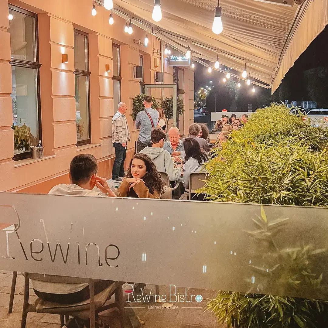 Rewine Bistro - 3