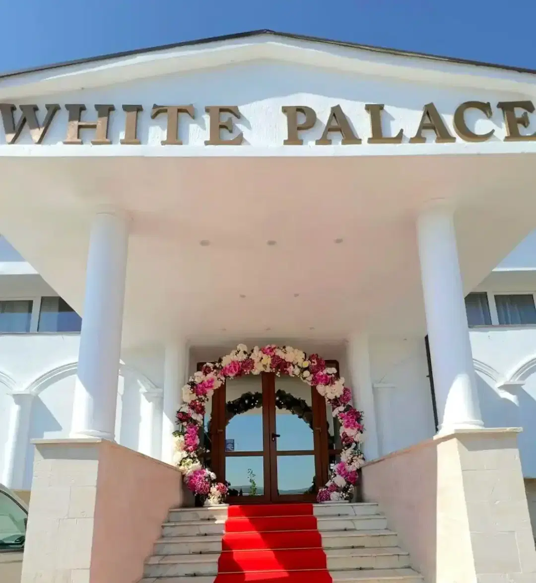 White Palace - 4