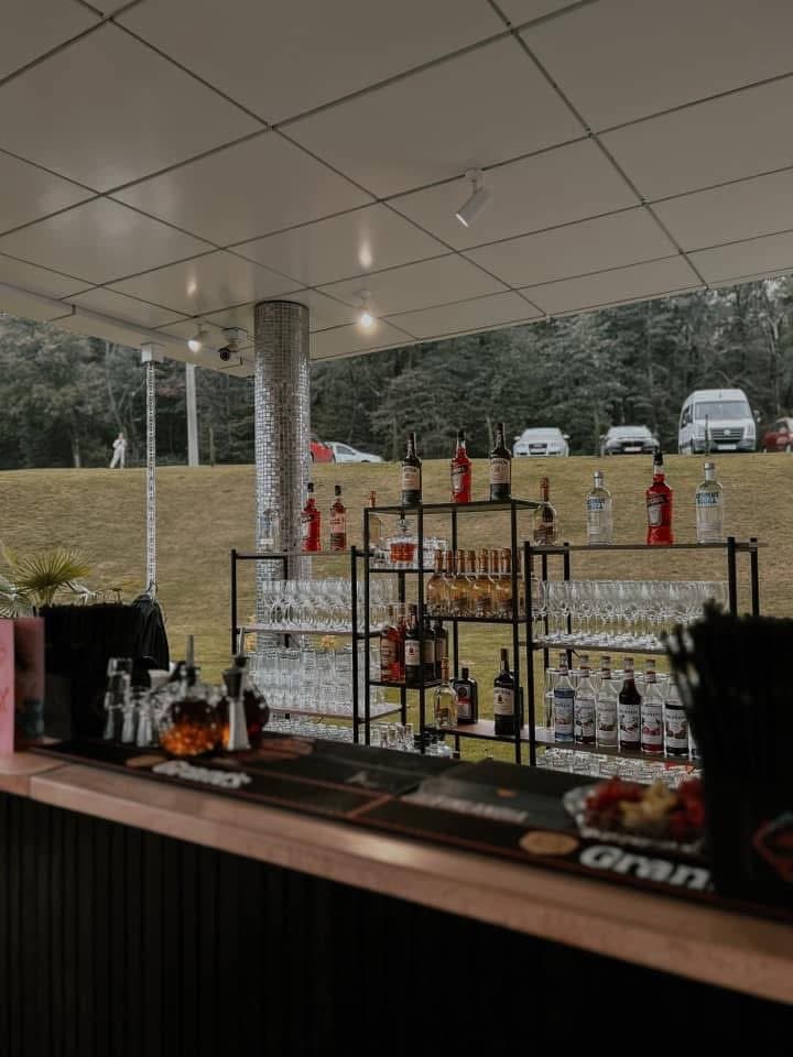 Cocktail Bar 