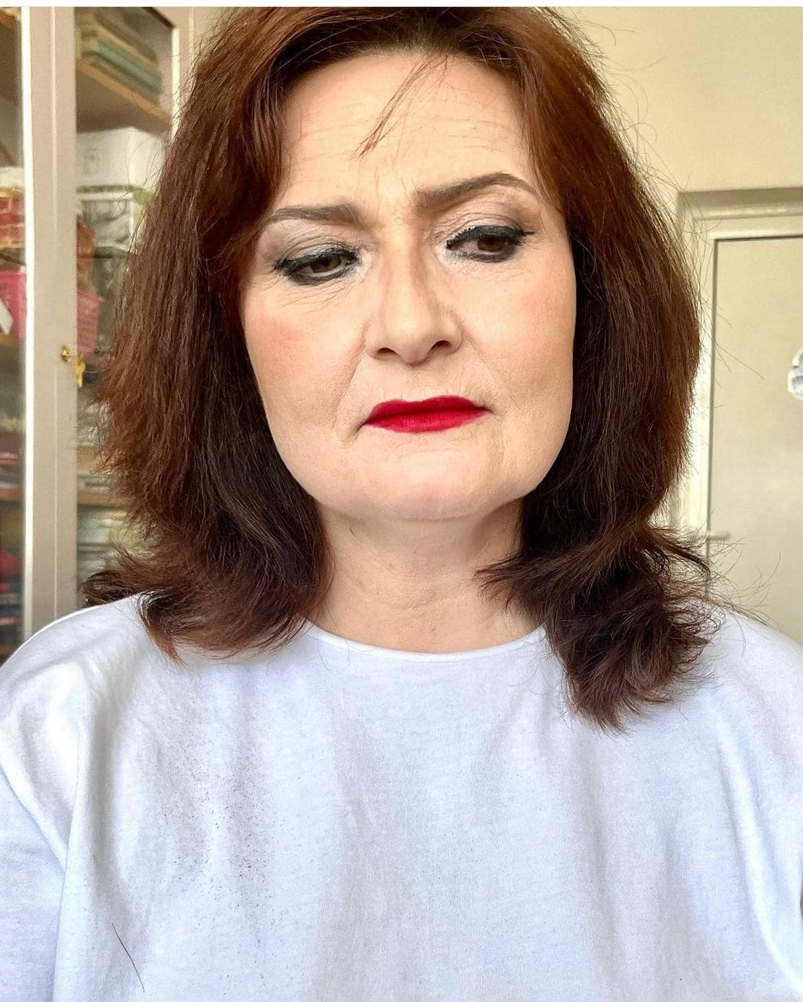 Ilinca Gheta MUA - fundal furnizor