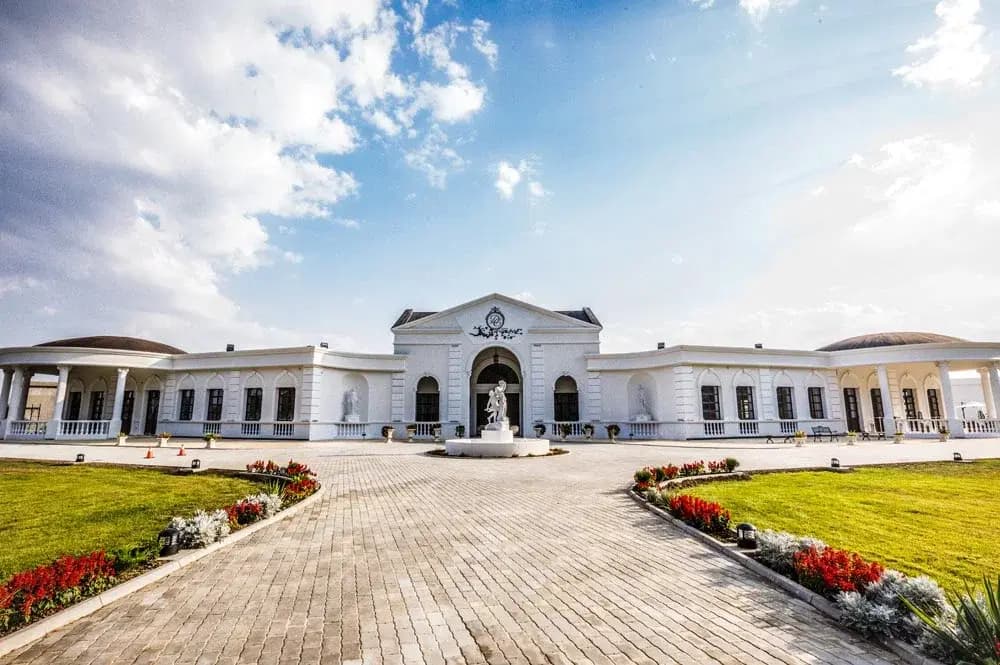 Domeniul cu Cireși - 2 Domeniul cu Cireși - 2