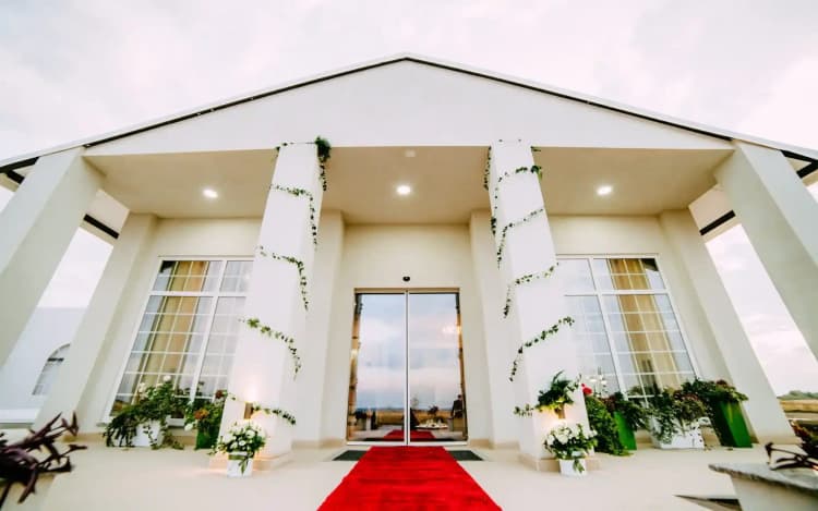 Grandiflora Celebration Ballroom