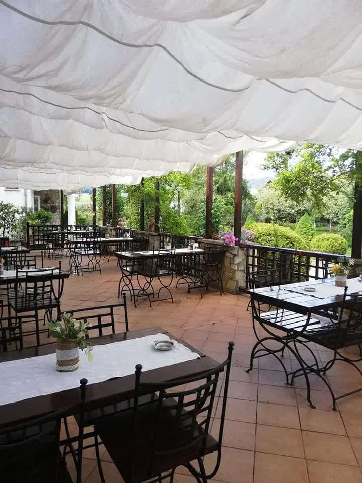 Pensiunea Restaurant Troian - 1 Pensiunea Restaurant Troian - 1