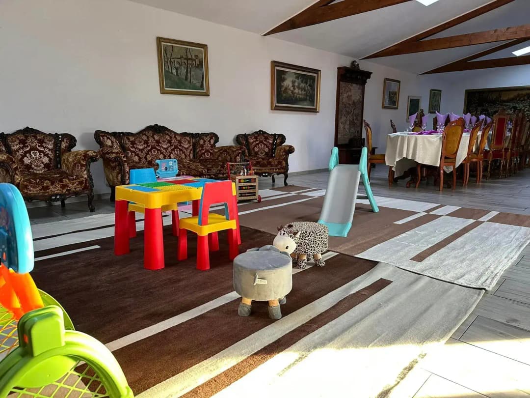 Popasul Vânătorilor - 3 Popasul Vânătorilor - 3