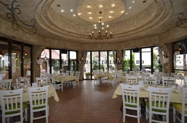 Restaurant Bulevard Ploiești - 4 Restaurant Bulevard Ploiești - 4