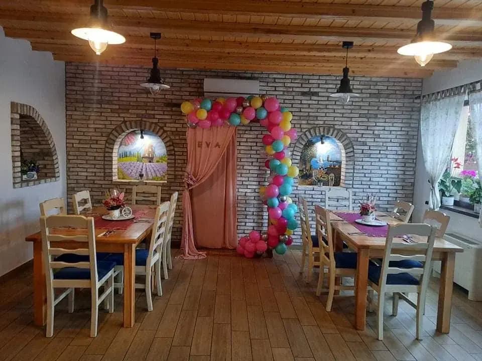 Restaurant Moara Veche - 1 Restaurant Moara Veche - 1