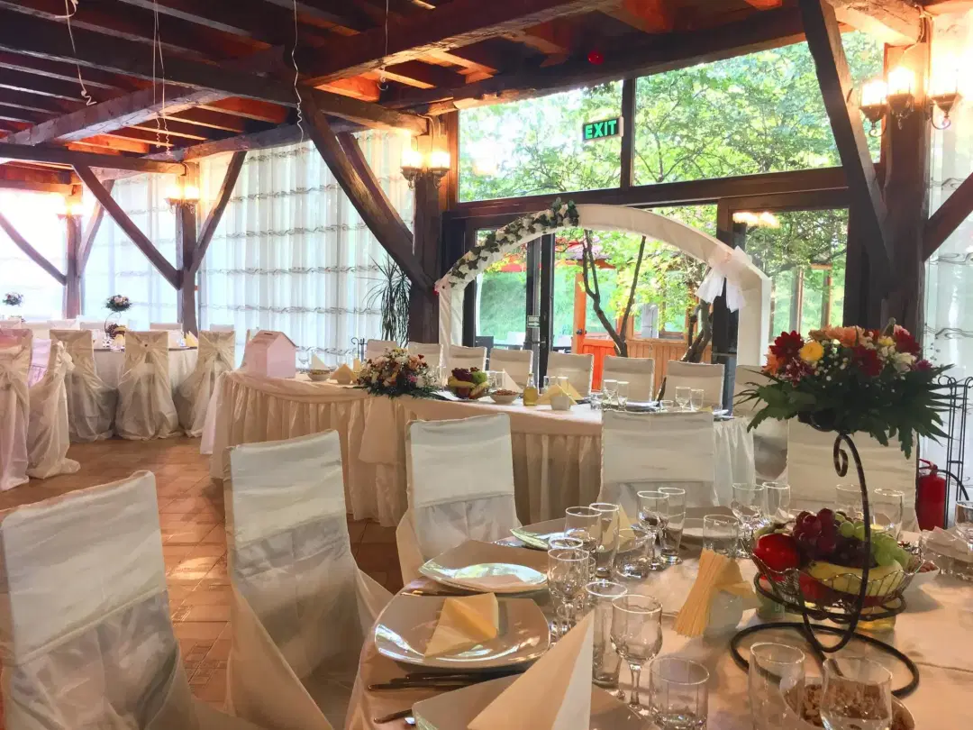 Restaurant Parc Sura Lui Ilea - 6 Restaurant Parc Sura Lui Ilea - 6