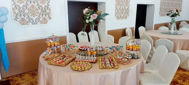 Restaurant Rustic Delux