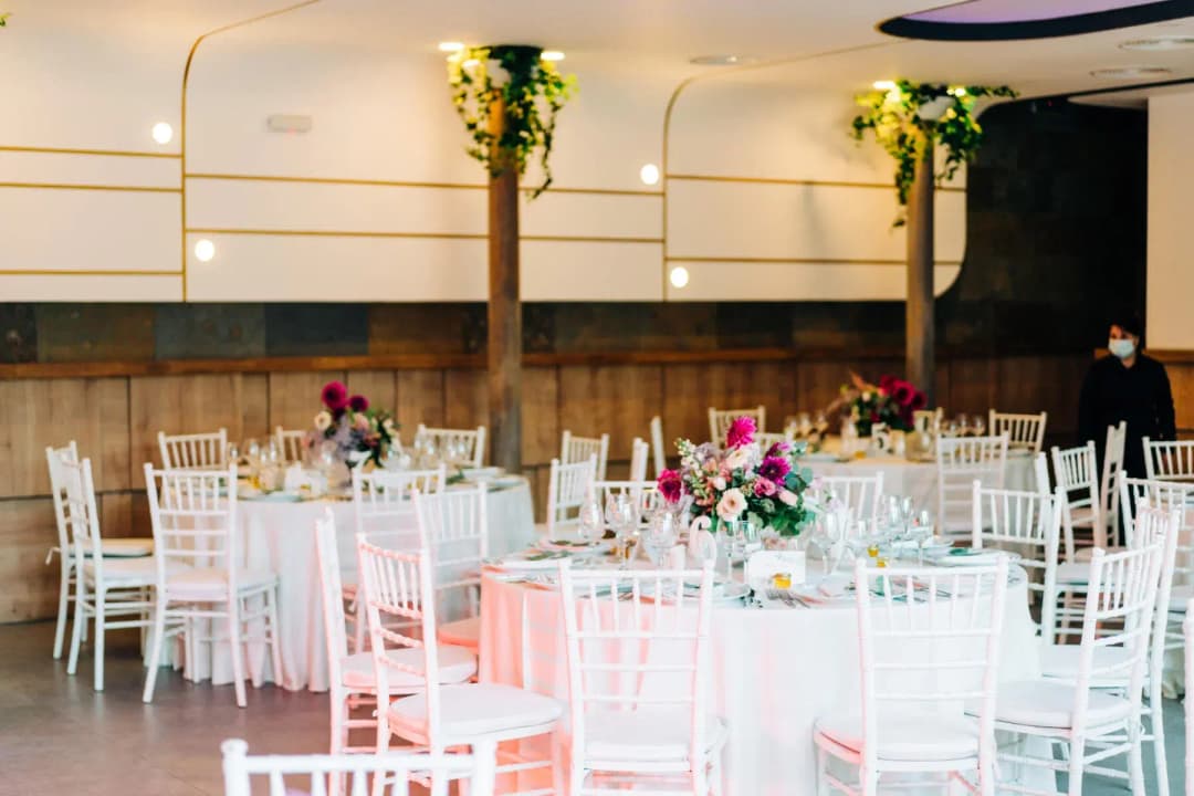 Salon Grădina Floreasca - 5 Salon Grădina Floreasca - 5