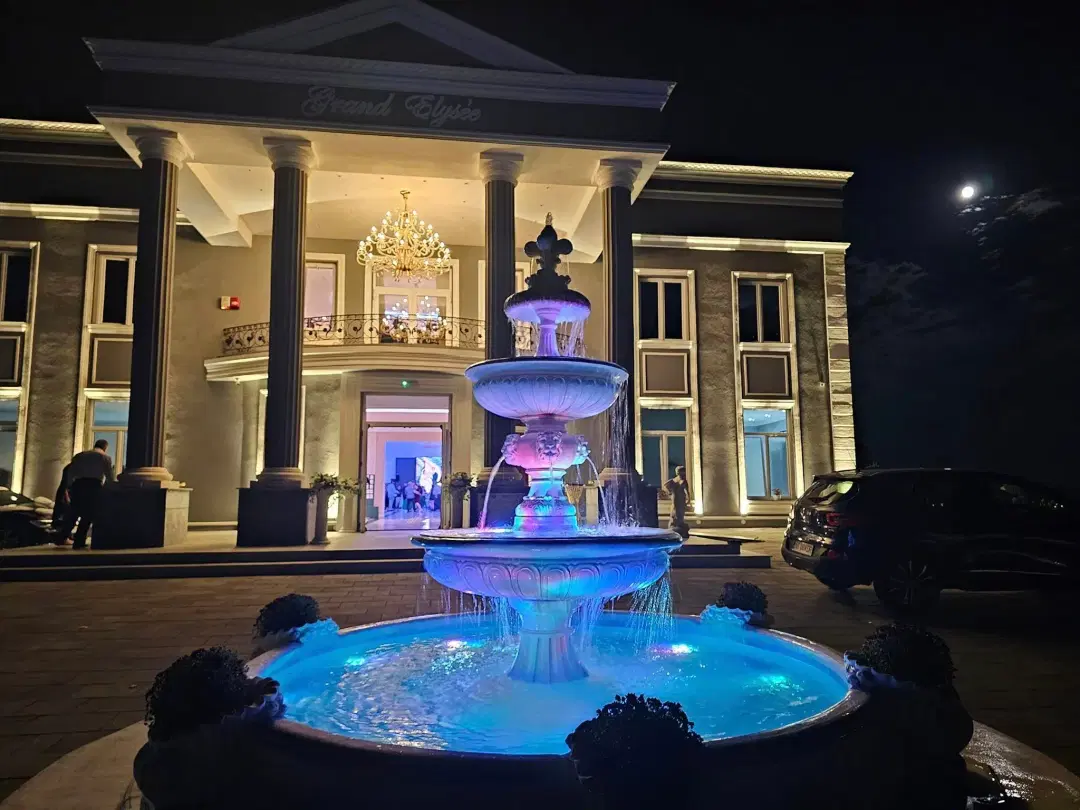 Salon Grand Elysee - 5 Salon Grand Elysee - 5