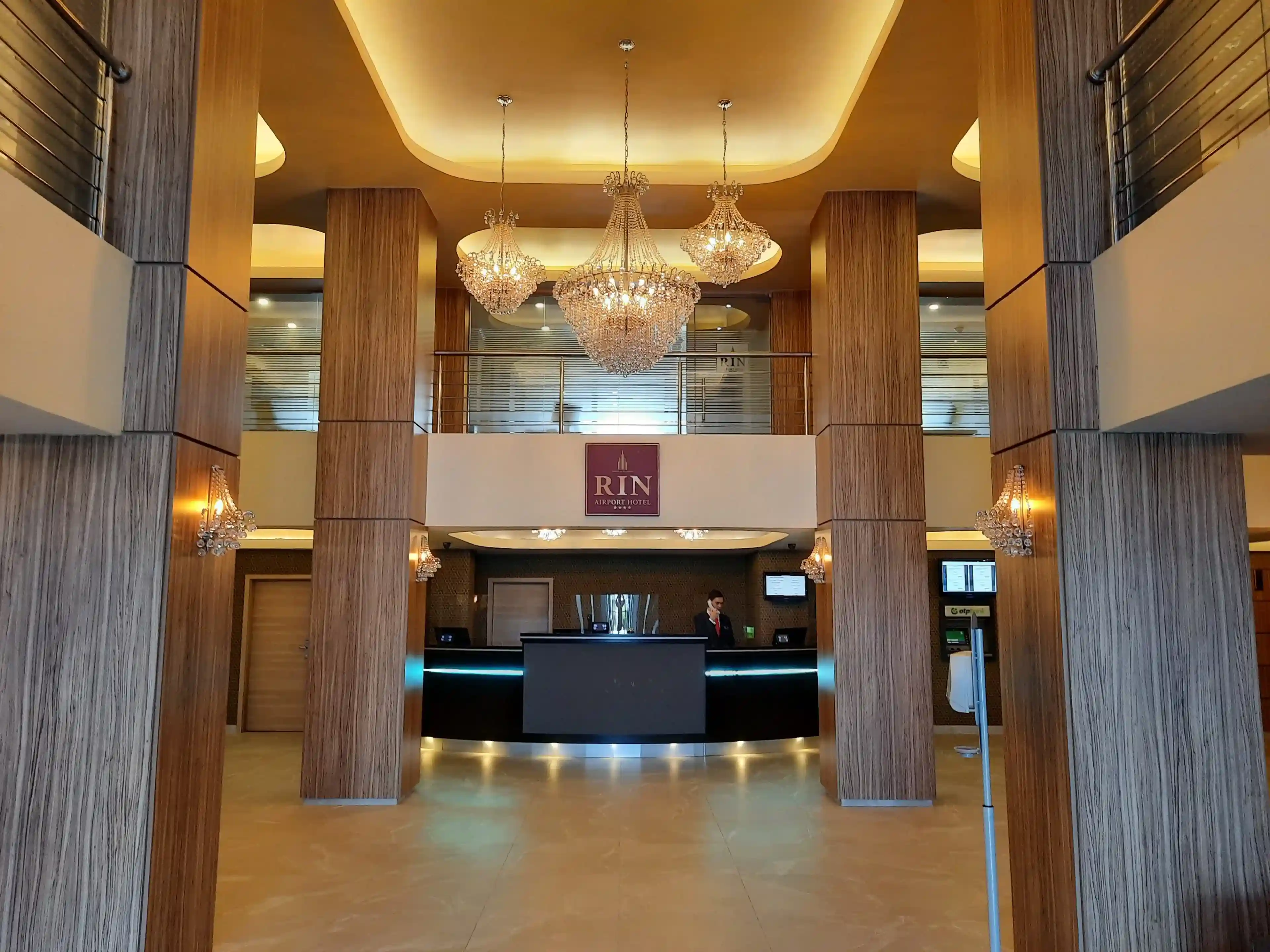 RIN Airport Hotel - fotografie 2
