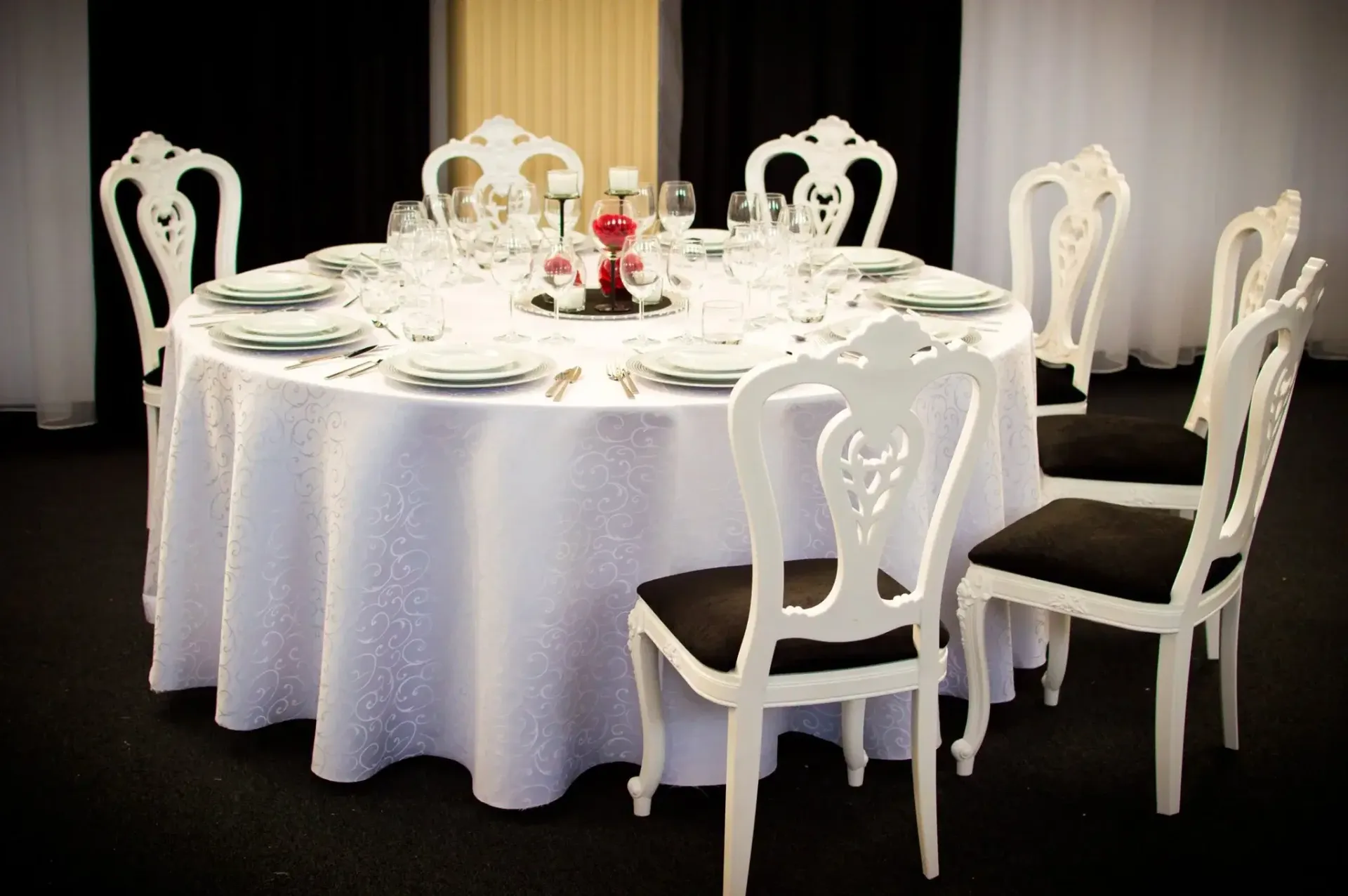 Restaurant Black and White