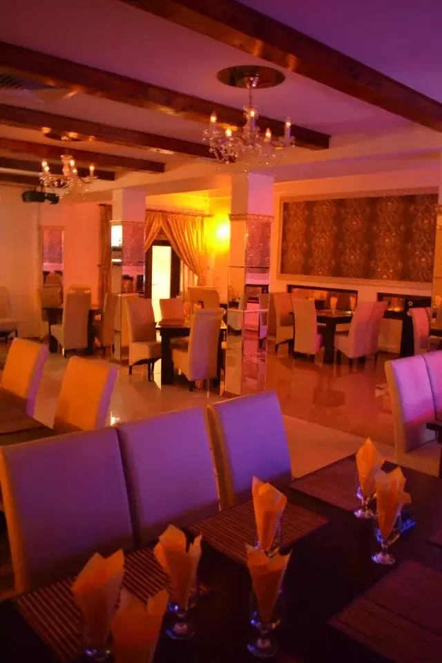 Restaurant Carol s